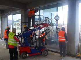 Tamplarie-din-aluminiu-si-PVC-Kronsoft-Brasov8