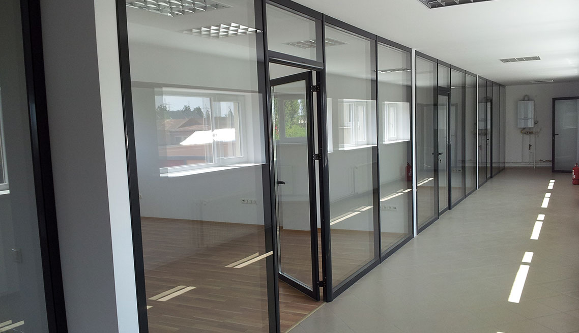 Compartimentari Interioare – sistem Alumil P100