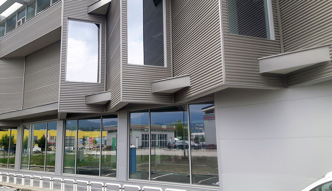 Perete cortina si luminatoare – Kronsoft Brasov